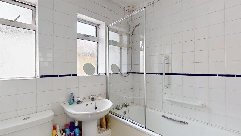 Images for Pears Road, Hounslow EAID:ajmanserapi BID:1