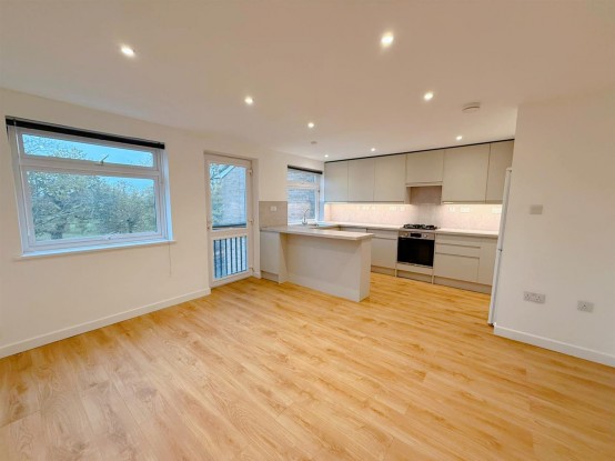 Images for Harrowdene Gardens, Teddington EAID:ajmanserapi BID:2