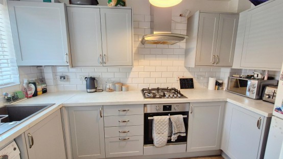 Images for Malting Way, Isleworth EAID:ajmanserapi BID:2