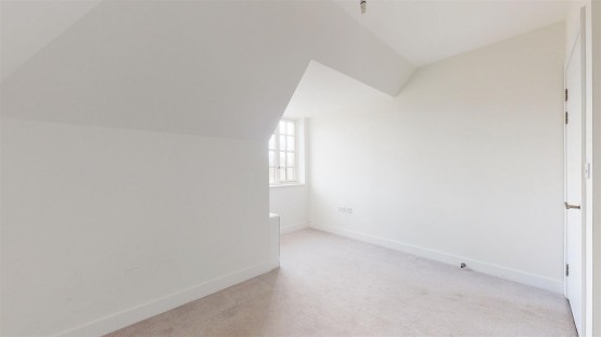 Images for Egerton Drive, Isleworth EAID:ajmanserapi BID:2