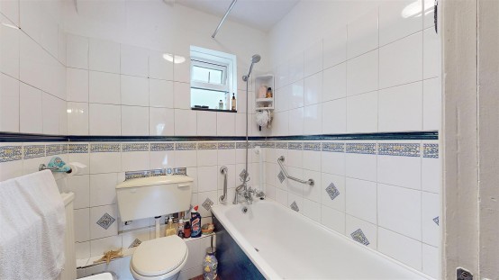 Images for Redesdale Gardens, Isleworth EAID:ajmanserapi BID:1