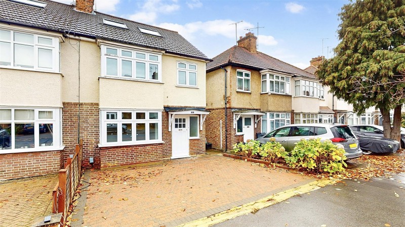 Images for Kneller Gardens, Isleworth EAID:ajmanserapi BID:1