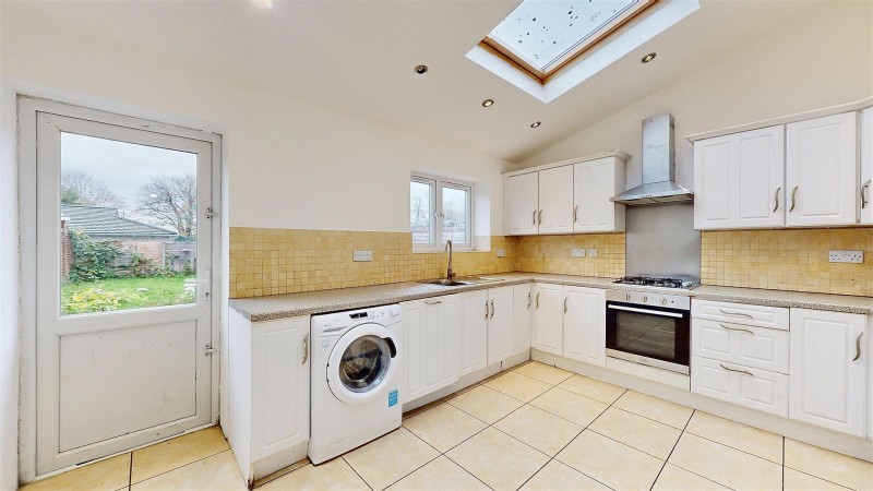 Images for Kneller Gardens, Isleworth EAID:ajmanserapi BID:1