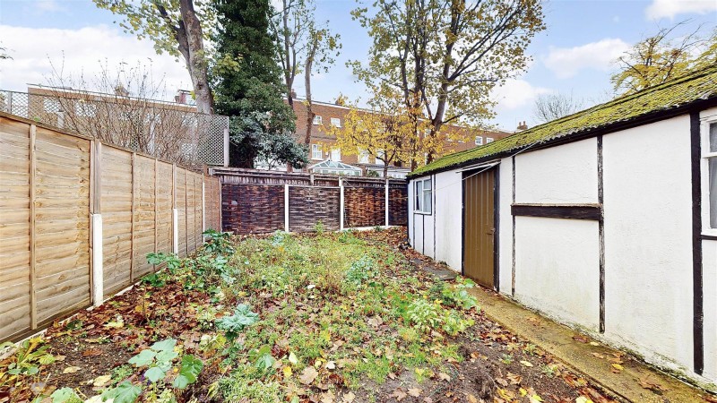 Images for Crawford Close, Isleworth EAID:ajmanserapi BID:1