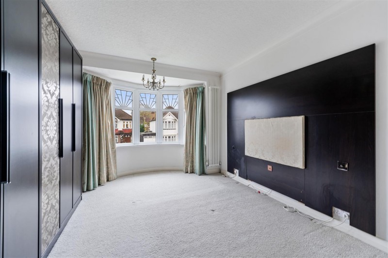 Images for Oaklands Avenue, Isleworth EAID:ajmanserapi BID:1