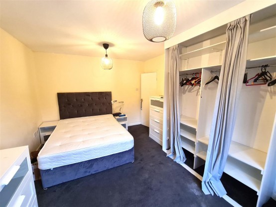 Images for BRAMBLES CLOSE, ISLEWORTH, MIDDX EAID:ajmanserapi BID:2