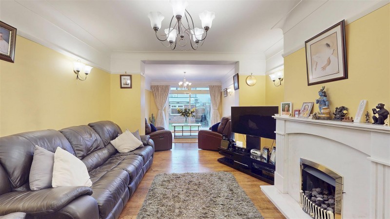 Images for Great West Road, Isleworth EAID:ajmanserapi BID:1