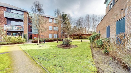 Images for Union Lane, Isleworth EAID:ajmanserapi BID:1