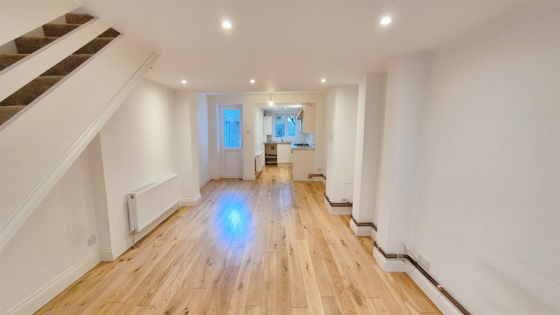 Images for Linkfield Road, Isleworth EAID:ajmanserapi BID:2