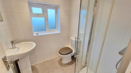 Images for Linkfield Road, Isleworth EAID:ajmanserapi BID:2