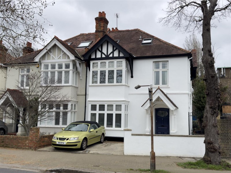 Images for The Grove, Isleworth EAID:ajmanserapi BID:1