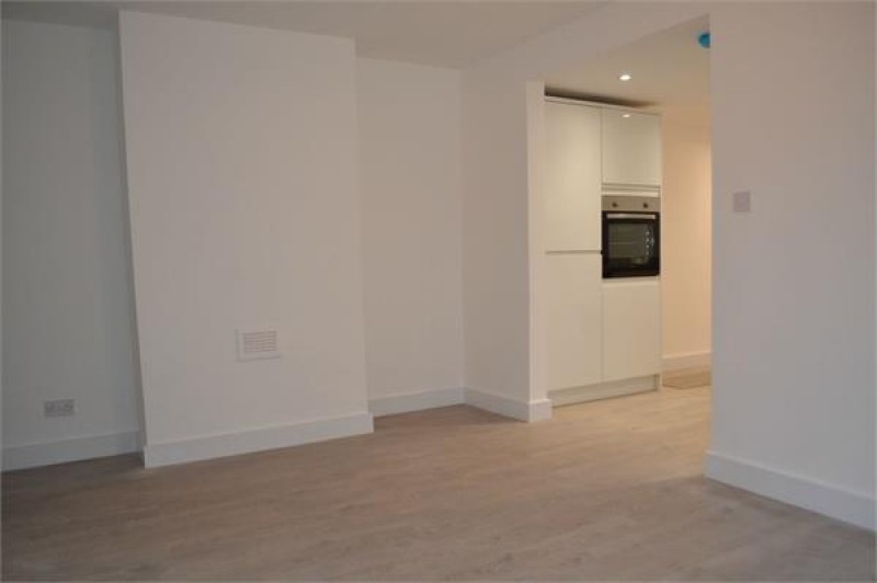 Images for Linkfield Road, Isleworth EAID:ajmanserapi BID:1