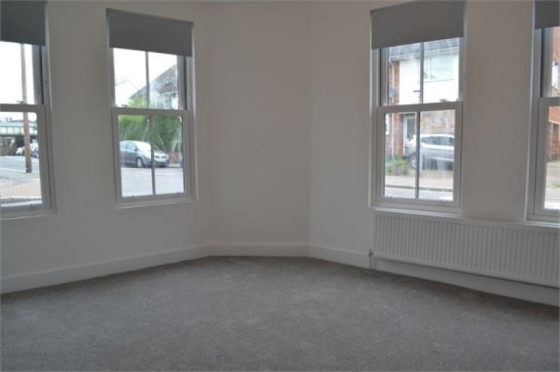 Images for Linkfield Road, Isleworth EAID:ajmanserapi BID:1