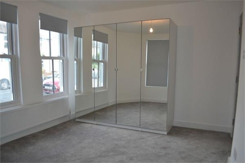 Images for Linkfield Road, Isleworth EAID:ajmanserapi BID:1