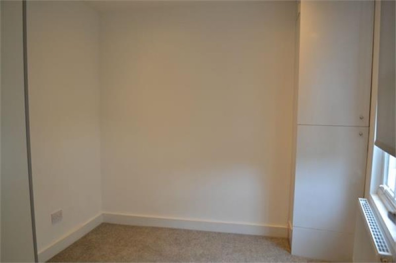 Images for Linkfield Road, Isleworth EAID:ajmanserapi BID:1