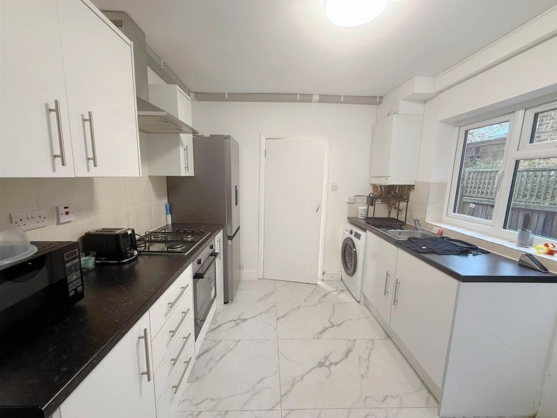 Images for Talbot Road, Isleworth EAID:ajmanserapi BID:1