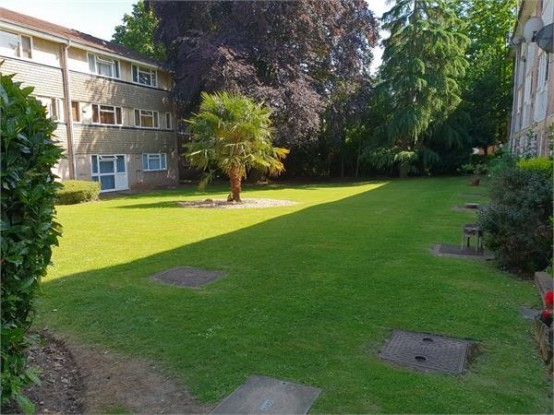 Images for Fairways, Thornbury Road EAID:ajmanserapi BID:2