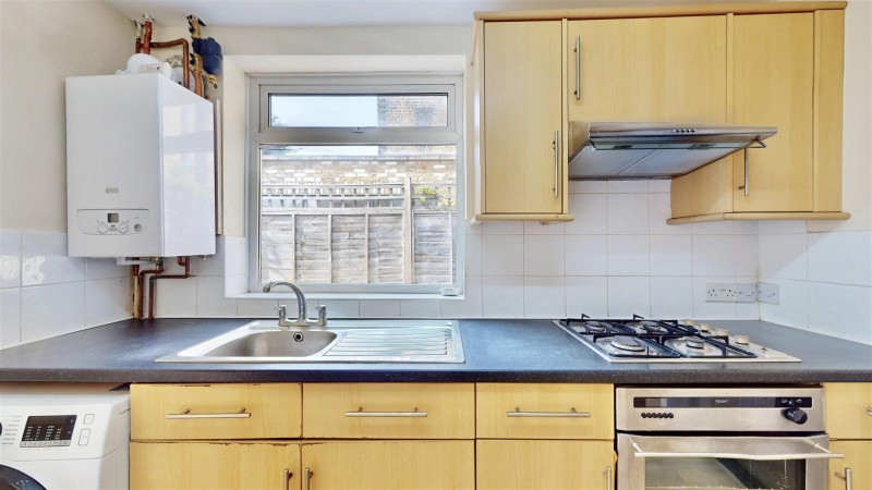 Images for Napier Road, Isleworth EAID:ajmanserapi BID:1