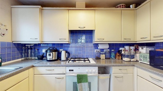 Images for Shirehorse Way, Isleworth EAID:ajmanserapi BID:1