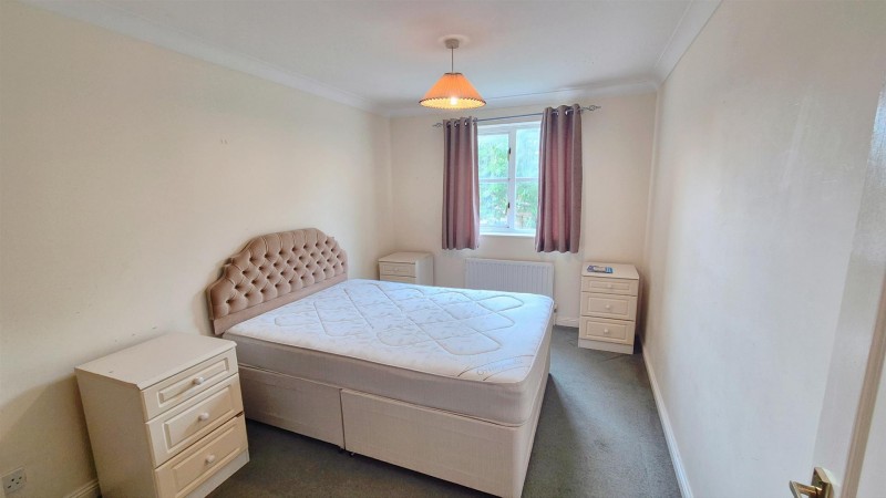 Images for Shirehorse Way, Isleworth EAID:ajmanserapi BID:1