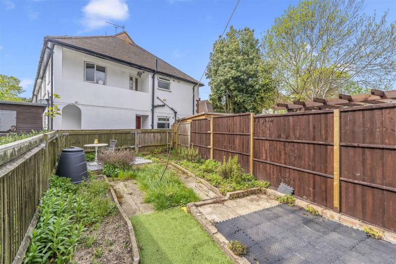Images for St Johns Road, Isleworth EAID:ajmanserapi BID:1