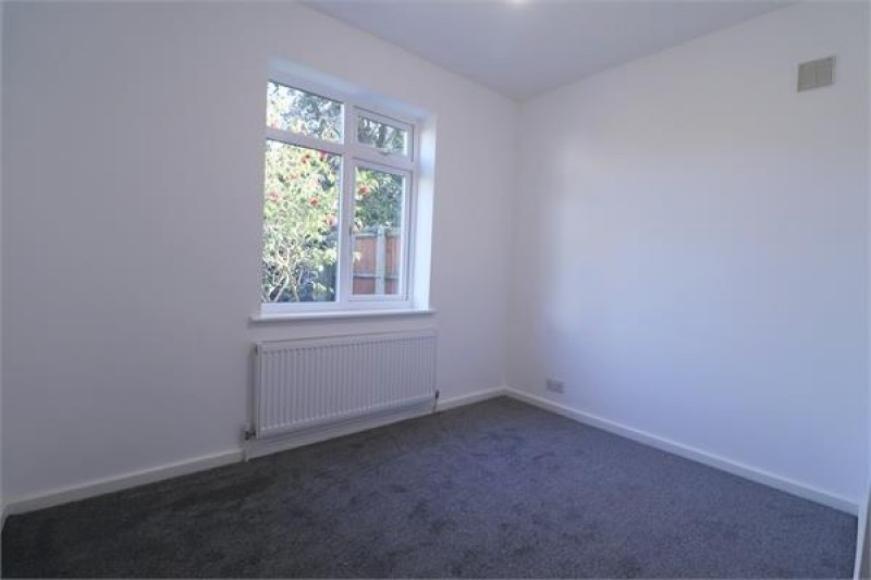 Images for St Johns Road, Isleworth EAID:ajmanserapi BID:1