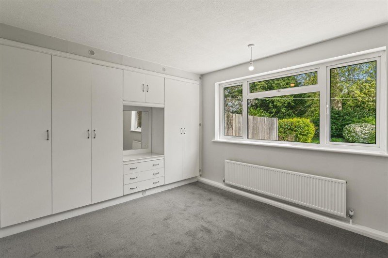 Images for Ravenswood Gardens, Isleworth EAID:ajmanserapi BID:1