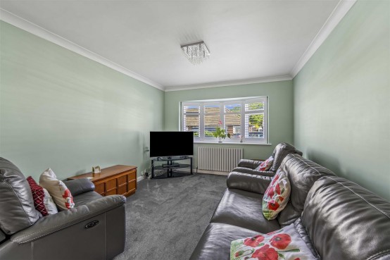 Images for Bedfont Close, Feltham EAID:ajmanserapi BID:1