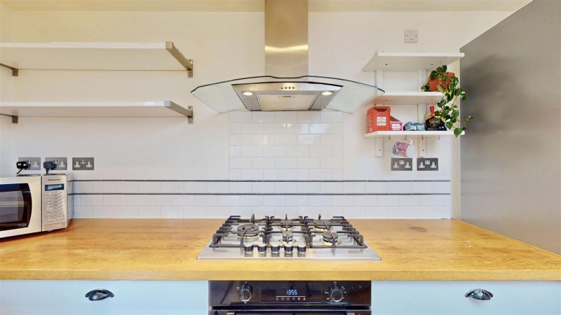 Images for Sutton Lane, Hounslow EAID:ajmanserapi BID:1