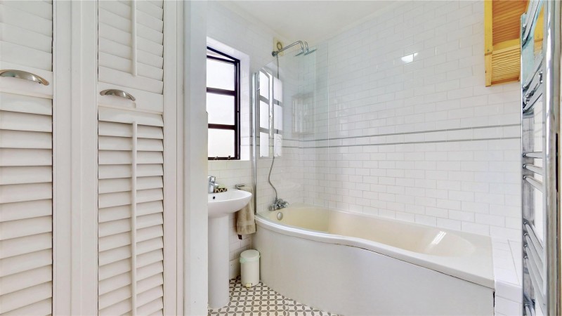 Images for Sutton Lane, Hounslow EAID:ajmanserapi BID:1