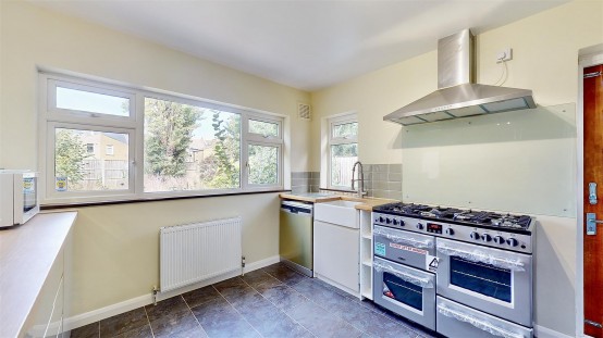 Images for Murray Avenue, Hounslow EAID:ajmanserapi BID:2