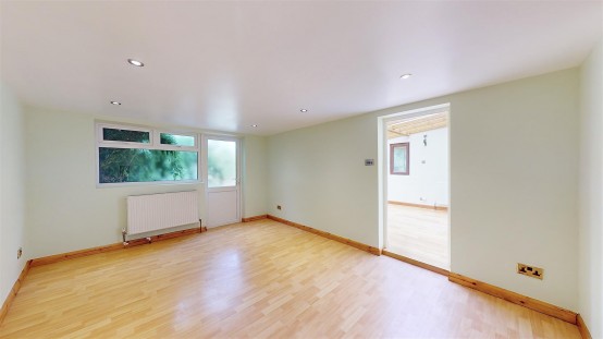 Images for Murray Avenue, Hounslow EAID:ajmanserapi BID:2