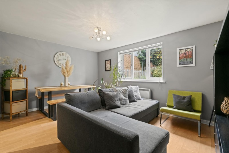 Images for Varsity Drive, Twickenham EAID:ajmanserapi BID:1