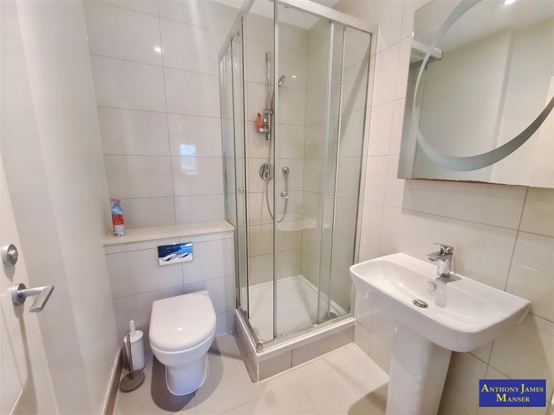 Images for Grove House Sidmouth Avenue, Isleworth EAID:ajmanserapi BID:1