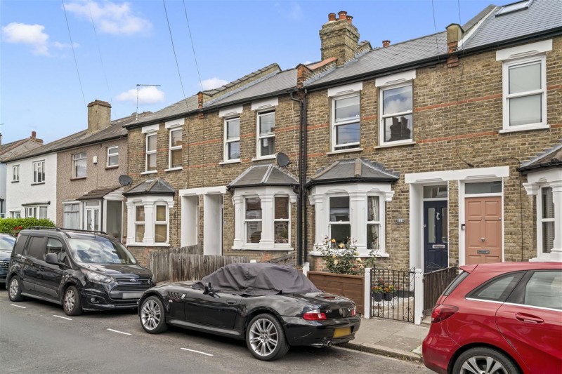 Images for Castle Road, Isleworth EAID:ajmanserapi BID:1