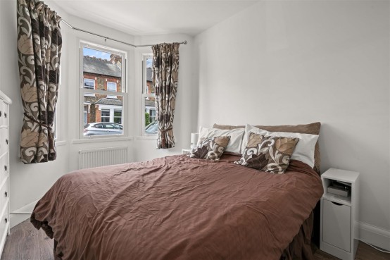 Images for Castle Road, Isleworth EAID:ajmanserapi BID:1