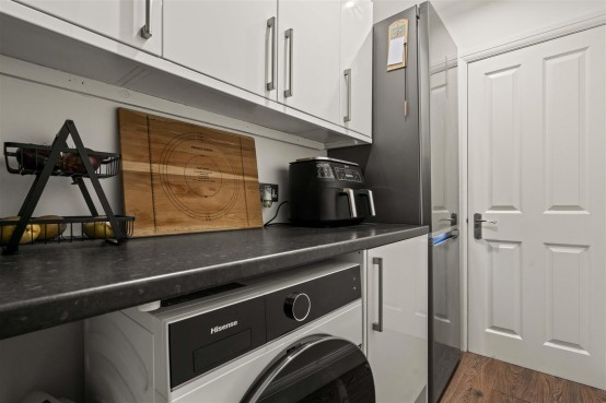 Images for Castle Road, Isleworth EAID:ajmanserapi BID:1
