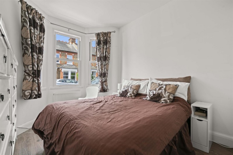 Images for Castle Road, Isleworth EAID:ajmanserapi BID:1