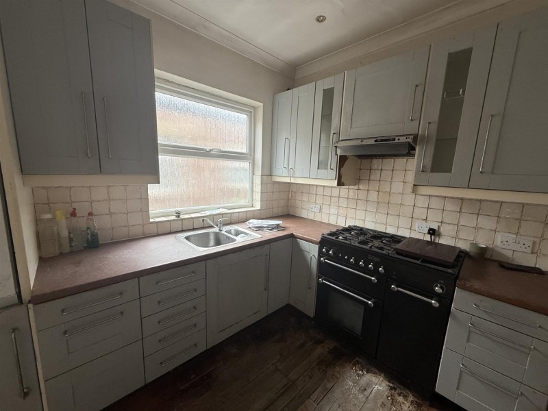 Images for 35 Cecil Road, Hounslow EAID:ajmanserapi BID:1