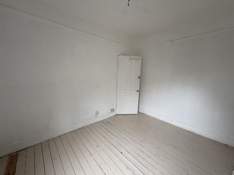 Images for 35 Cecil Road, Hounslow EAID:ajmanserapi BID:1
