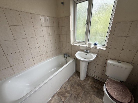 Images for Parkview High Street, Yiewsley, West Drayton EAID:ajmanserapi BID:2