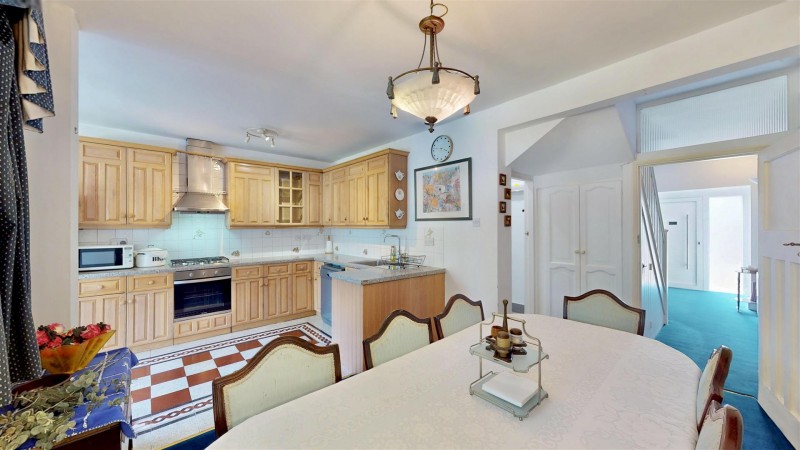 Images for Harewood Road, Isleworth EAID:ajmanserapi BID:1