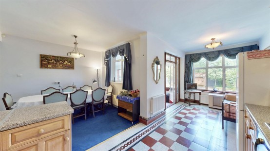 Images for Harewood Road, Isleworth EAID:ajmanserapi BID:1