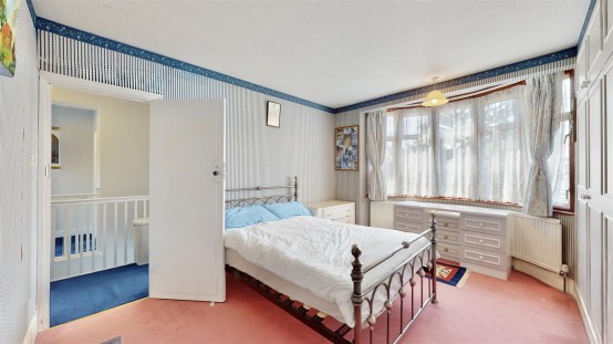 Images for Harewood Road, Isleworth EAID:ajmanserapi BID:1