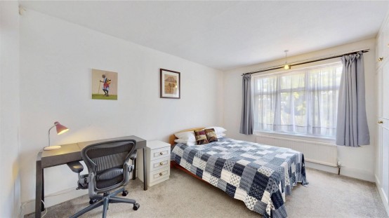 Images for Harewood Road, Isleworth EAID:ajmanserapi BID:1