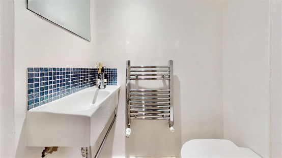 Images for Syon Lane, Isleworth EAID:ajmanserapi BID:1