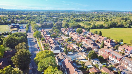 Images for Syon Lane, Isleworth EAID:ajmanserapi BID:1