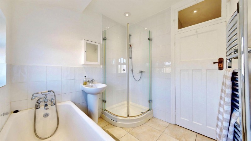 Images for Syon Lane, Isleworth EAID:ajmanserapi BID:1