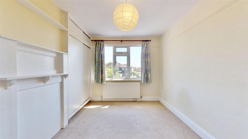 Images for Wood Lane, Isleworth EAID:ajmanserapi BID:1