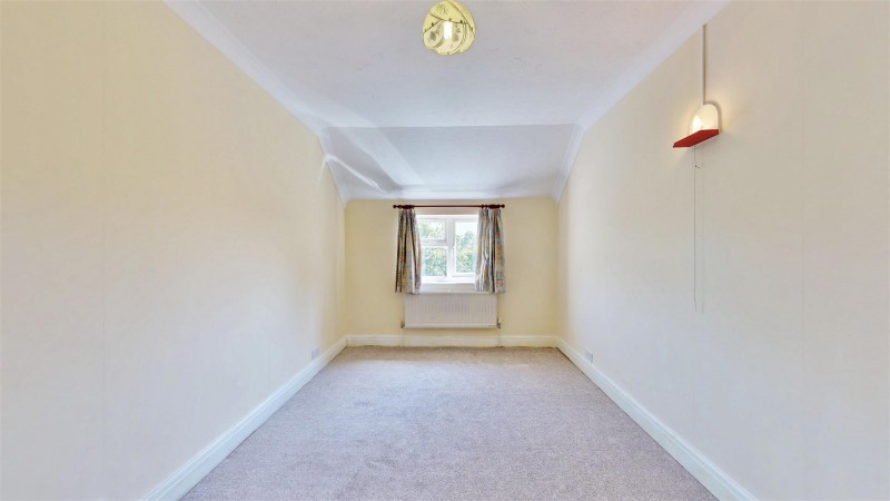 Images for Wood Lane, Isleworth EAID:ajmanserapi BID:1